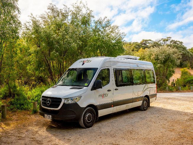 MC.Vehicle.Deuce Plus 3 Berth Camper AU.Hero.CB5