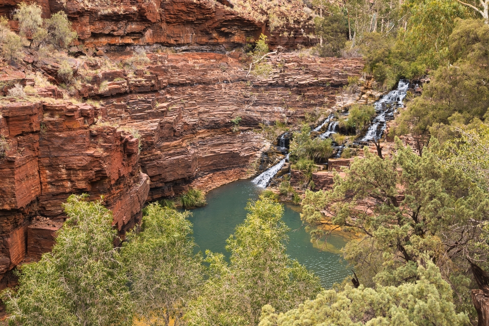 image11.jpg image11.jpg
