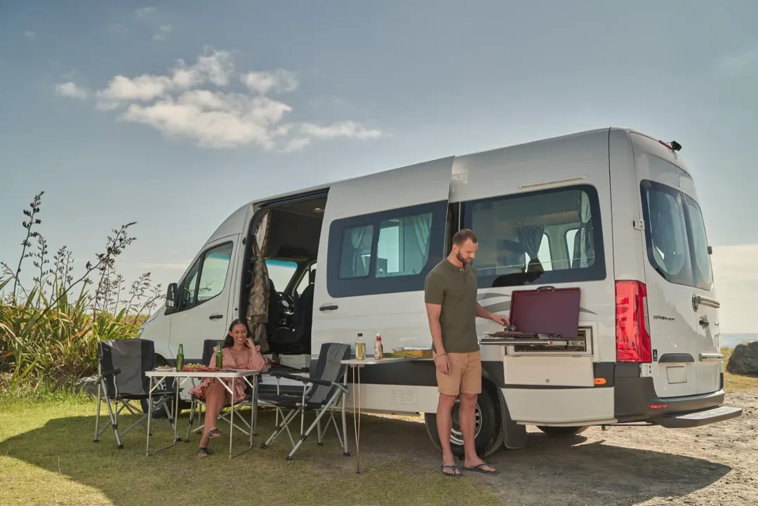 Pros & Cons of Owning a Motorhome 