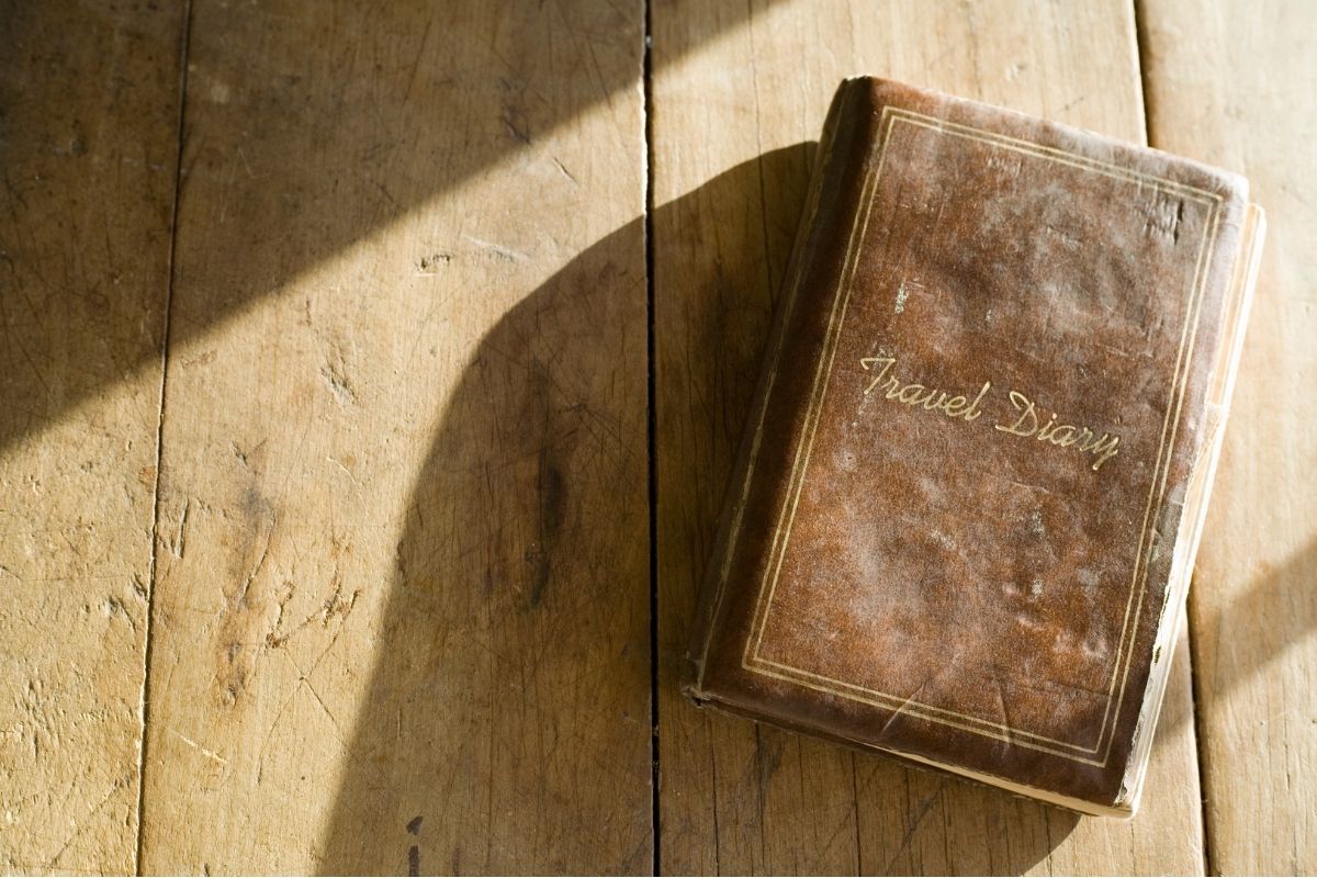 Pillow-fort-(5).jpg Pillow-fort-(5).jpg