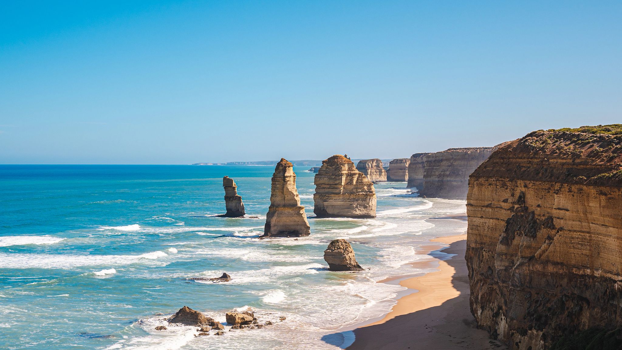 Drive_AU-The-Great-Ocean-Road-DallasOberan.jpg