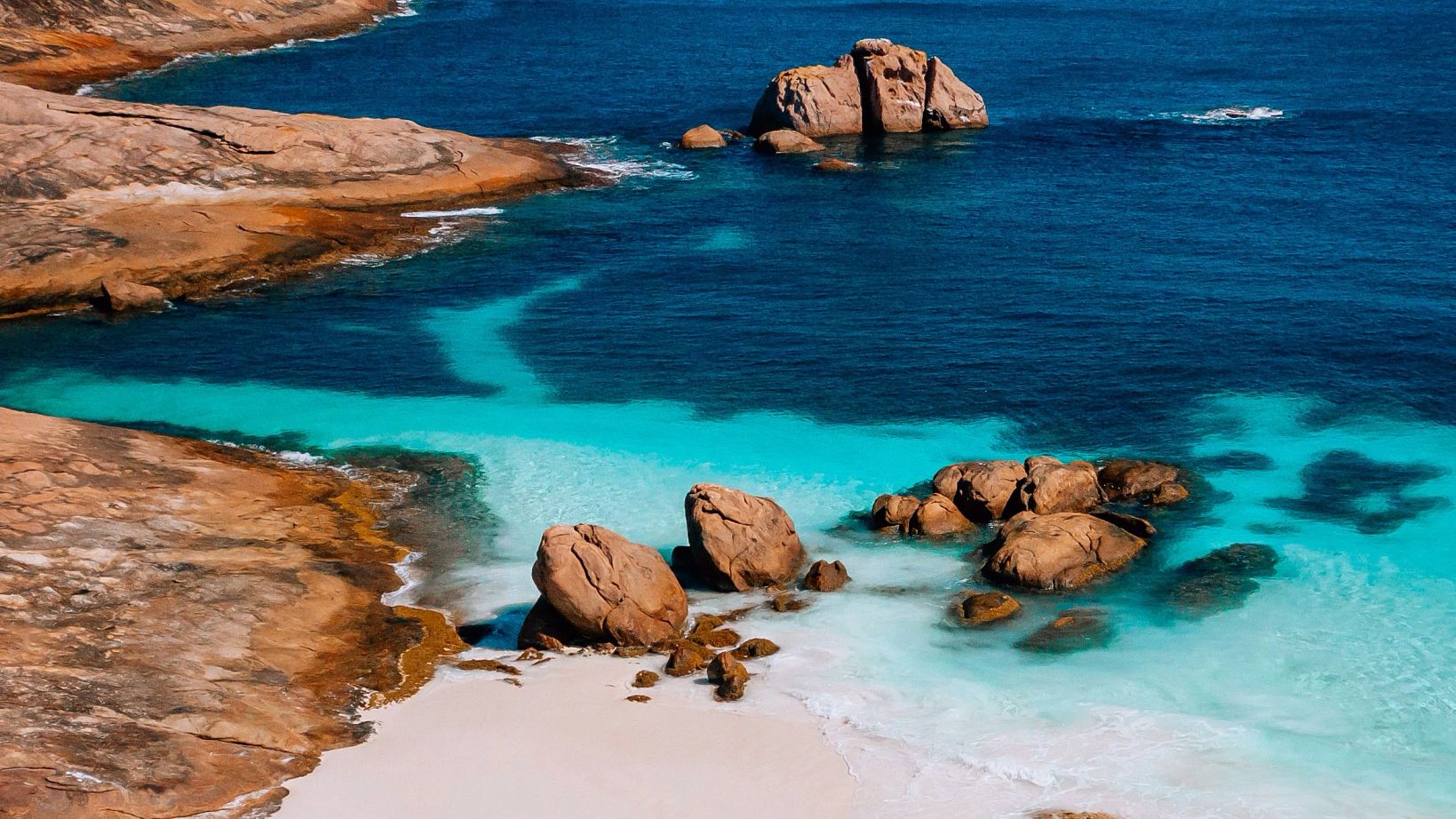 Hellfire-Bay,-Cape-Le-Grand-National-Park,-Esperance-2-(4)_2.jpg