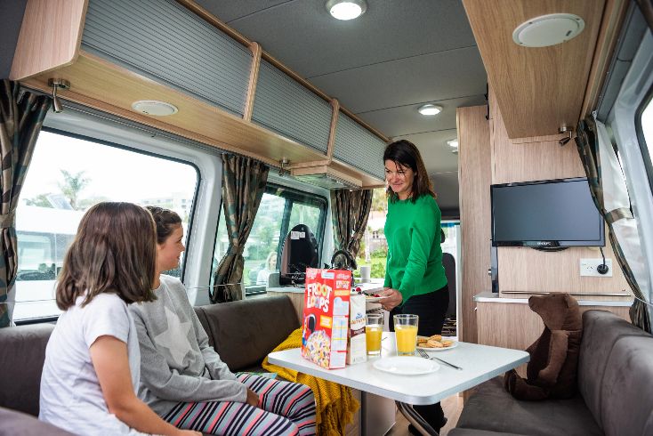 MC.Vehicle.Deuce Plus 3 Berth Camper AU.Hero.CB9