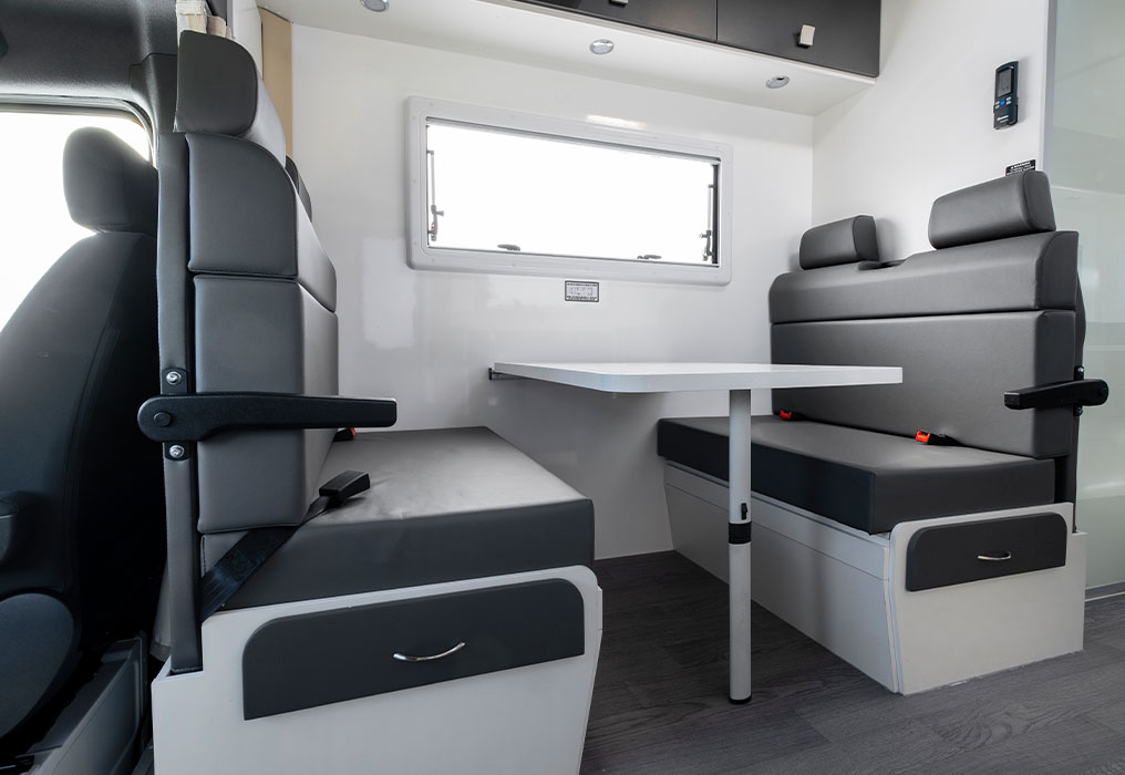 Winnebago Byron 6 Berth Motorhome Interior Dinette & lounge bed conversions