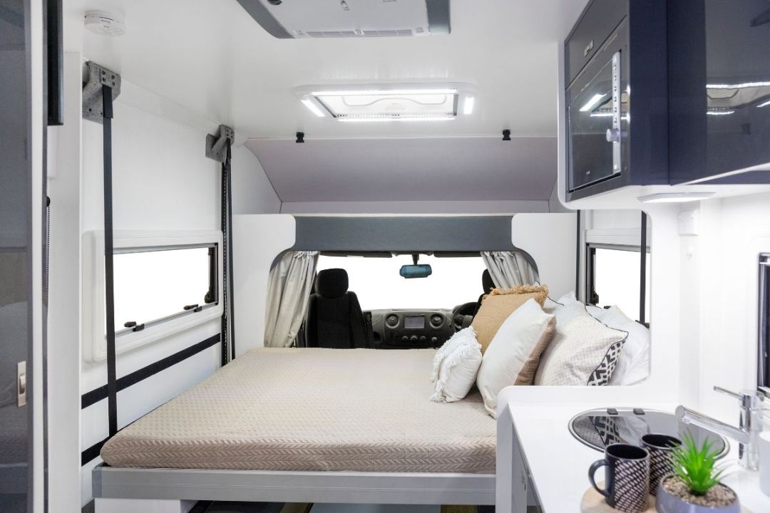 Which RV Bed Layout is Best for You? The Pros and Cons of Each Option