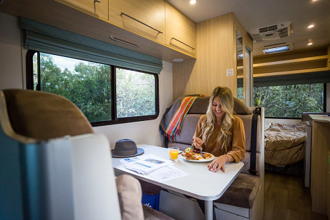 6 berth 2