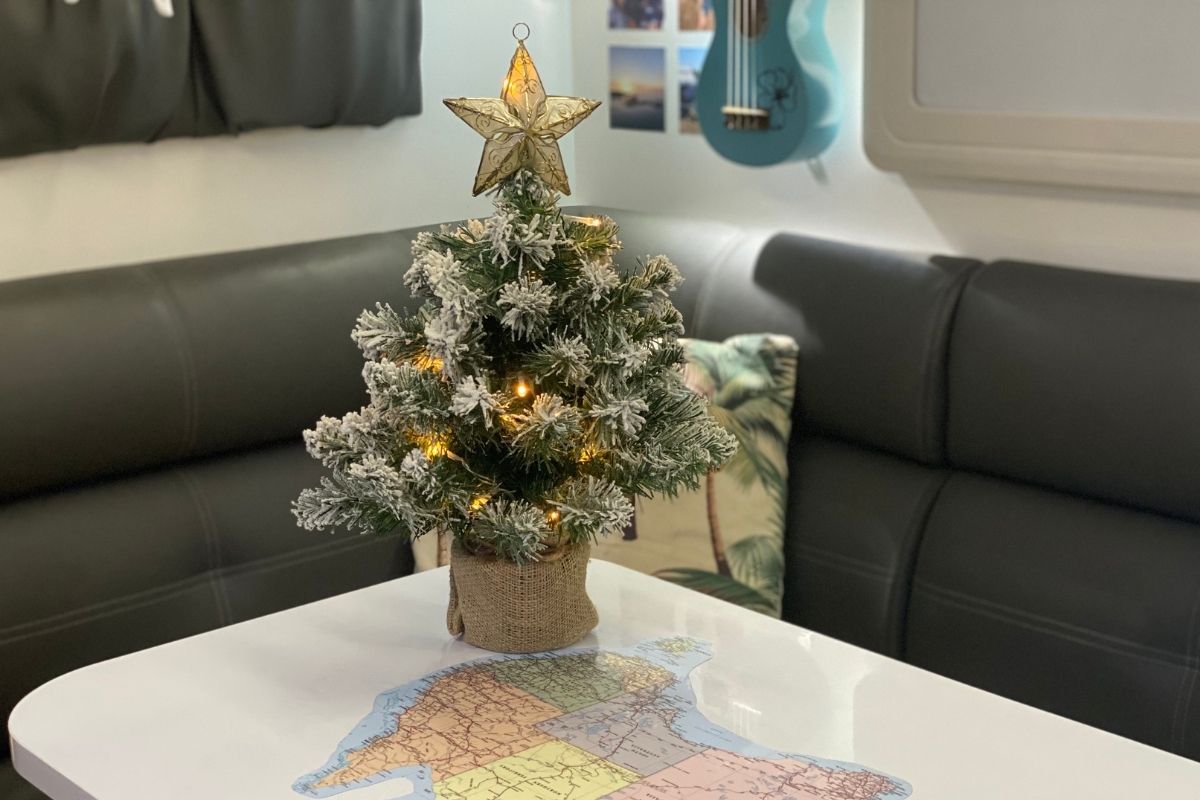 Untitled-design-(45).jpg Untitled-design-(45).jpg