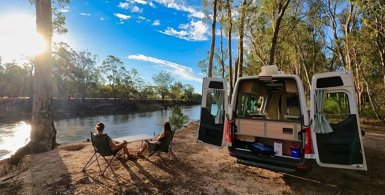 Off Grid Living in a Motorhome Guide